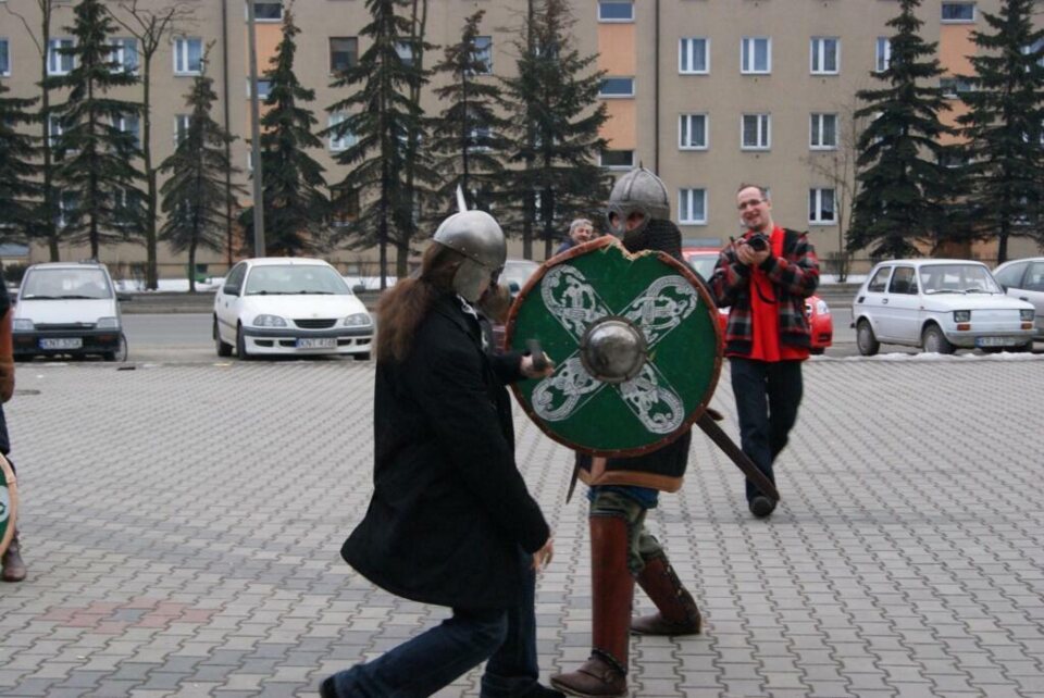 Pokaz walk i rzemiosła Wikingów_67