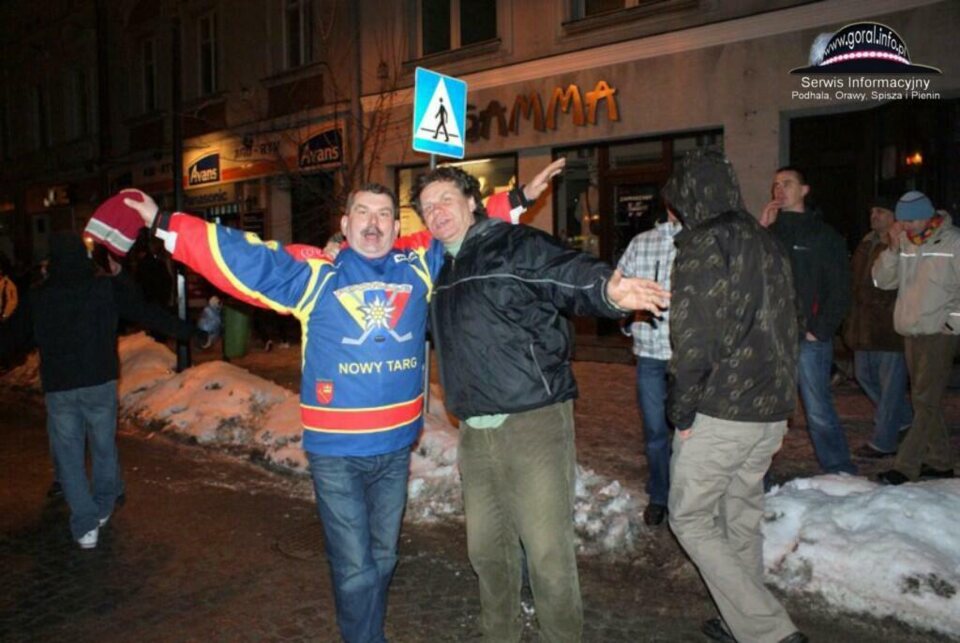 Festa kibiców po zwycięstwie Wojasa Podhale_17