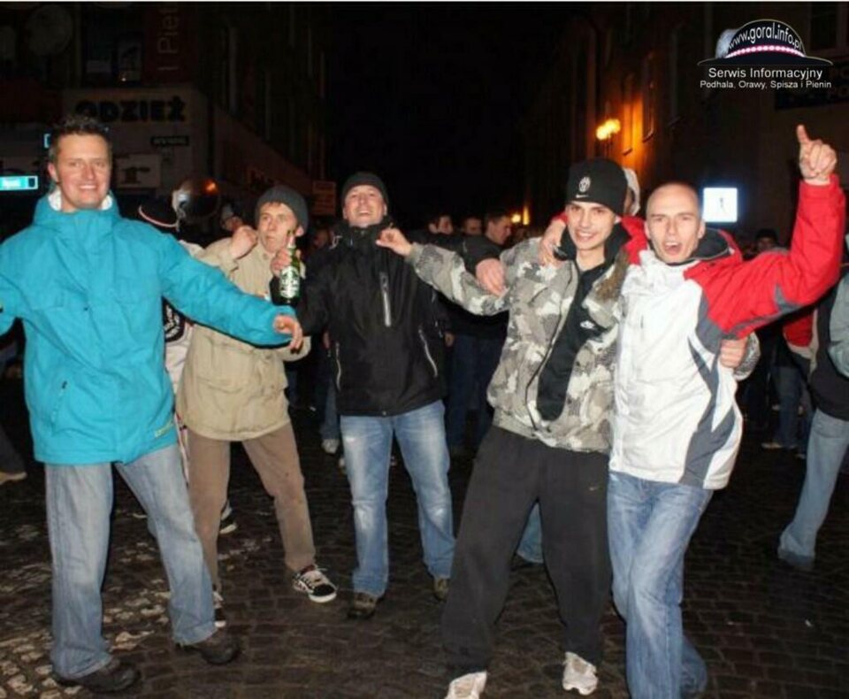 Festa kibiców po zwycięstwie Wojasa Podhale_24