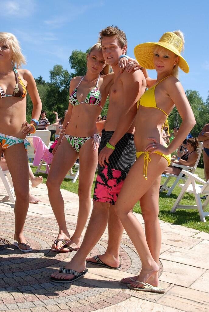 Pokaz mody bikini!_36