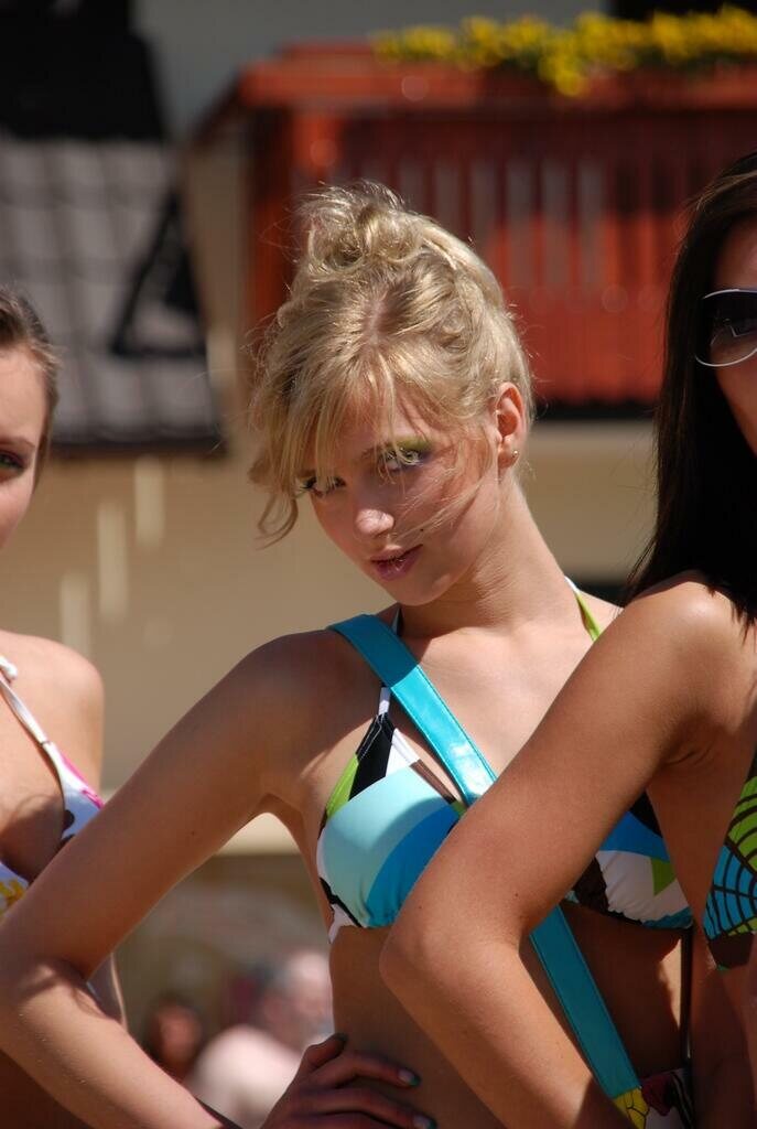 Pokaz mody bikini!_41