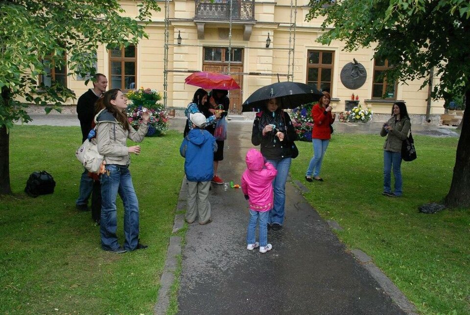 Bańki na nowotarskim rynku_8
