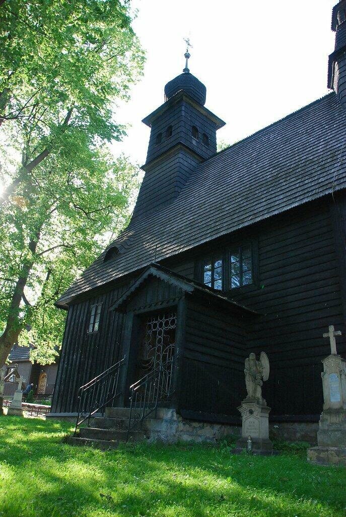 Kościół Św Anny na nowotarskim cmentarzu._7