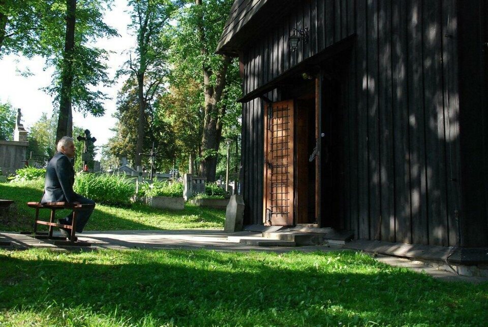 Kościół Św Anny na nowotarskim cmentarzu._9