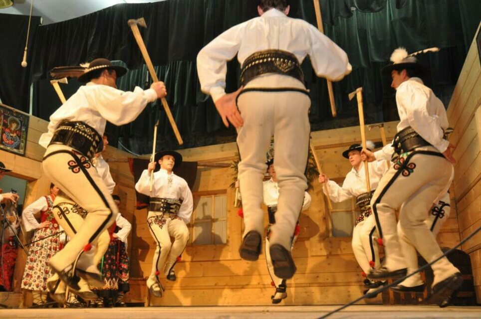 Góralski Karnawał - dzień 2 - taniec zbójnicki_59