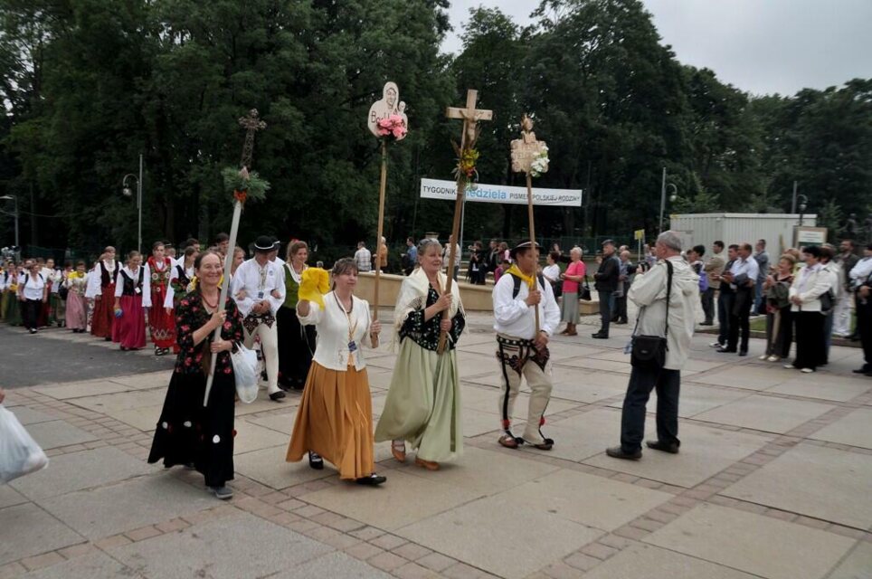 XXIX Pielgrzymka - wejście do Częstochowy_28
