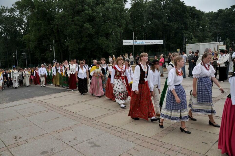 XXIX Pielgrzymka - wejście do Częstochowy_32