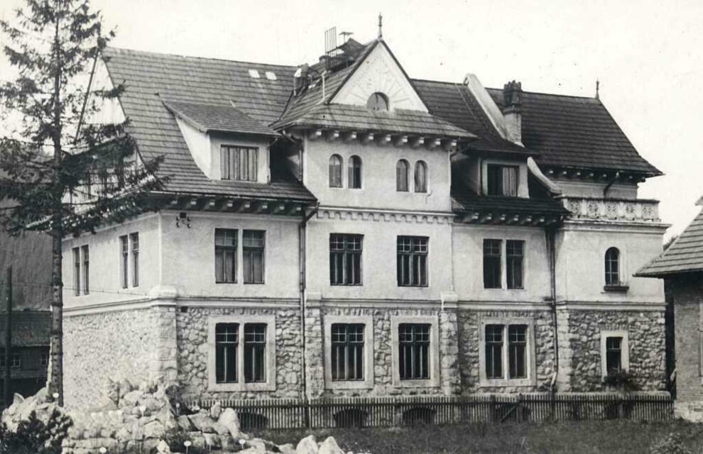 Muzeum Tatrzańskie w 1937 r. - na poddaszu znajdowała się pracownia Józefa Fedorowicza (fot. arch. Muzeum Tatrzańskiego)