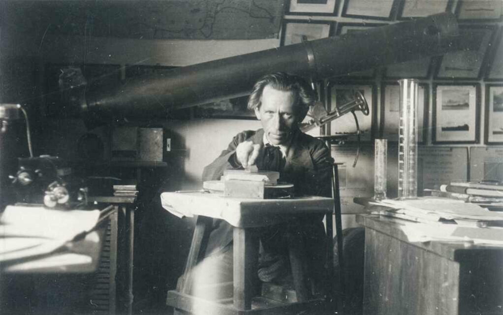 Józef Fedorowicz szlifujący kamień (fot. arch. Muzeum Tatrzańskiego)