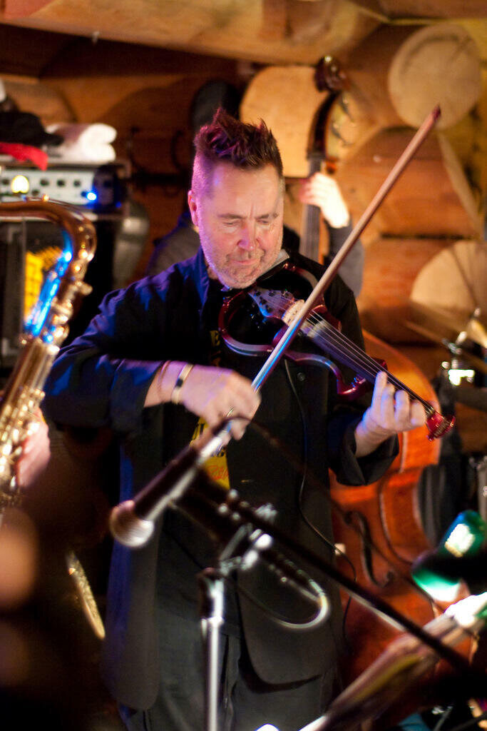 Nigel Kennedy i muzyka z płyty p.t. SHHH!_11