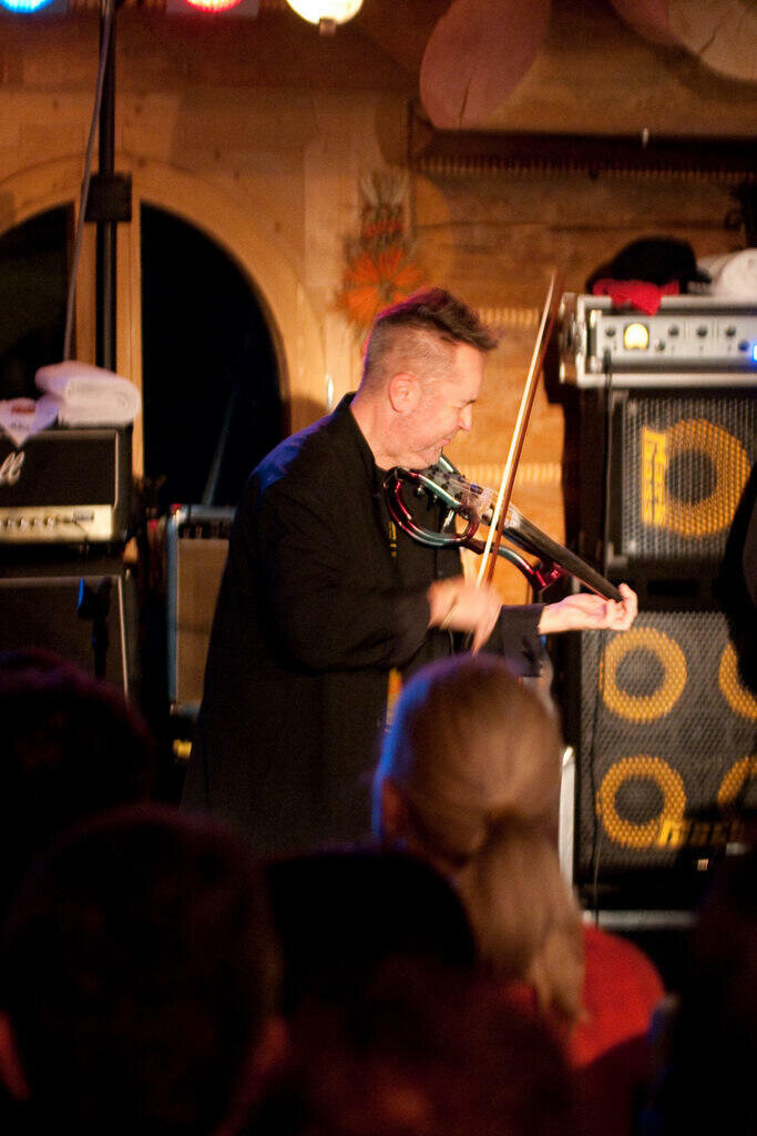 Nigel Kennedy i muzyka z płyty p.t. SHHH!_17