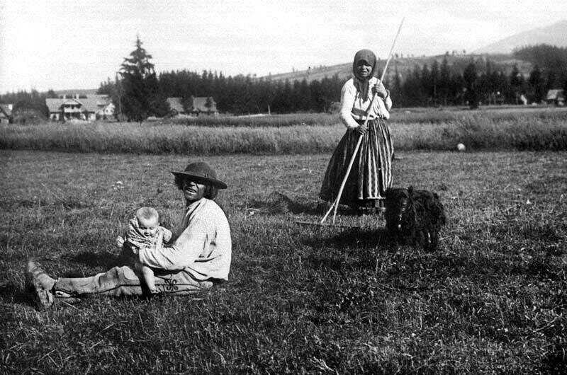 Zaproszenie na wystawę "Tatry i Podhale w fotografii Walerego Eljasza Radzikowskiego"