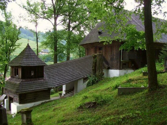 Dreveny kostolik Lestiny