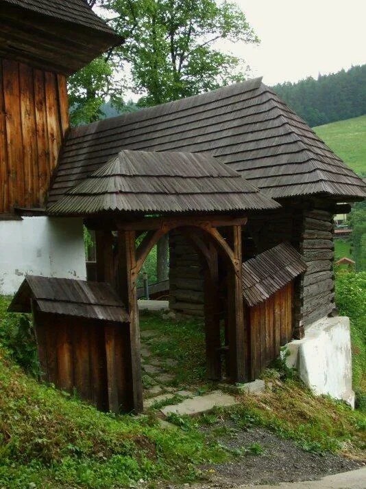 Dreveny kostolik Lestiny