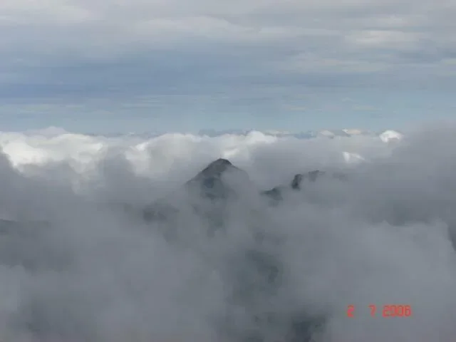 Giewont w chmurach