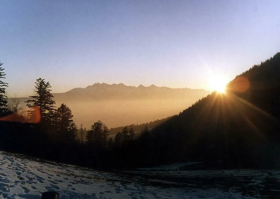 Tatry Wysokie z Przełęczy Szopka o zachodzie słońca