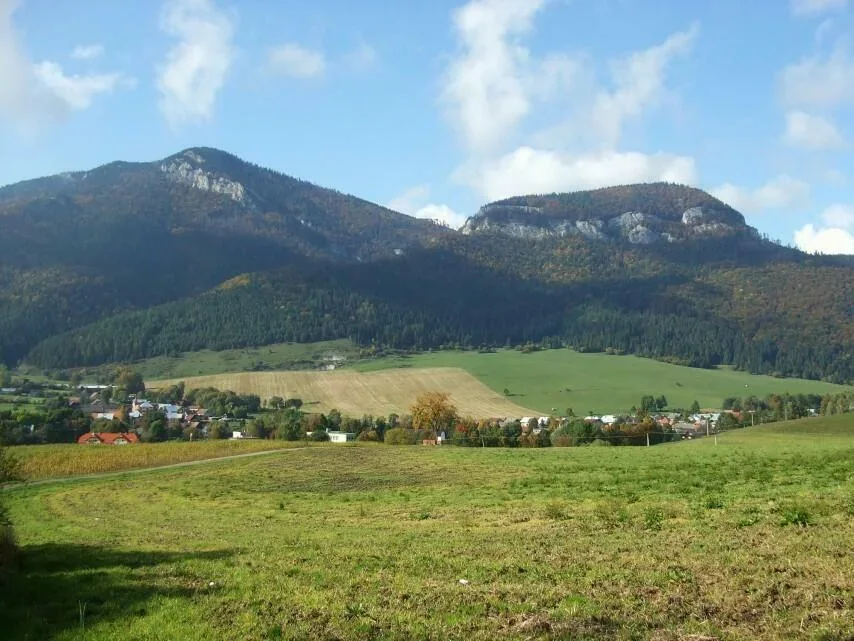Prosecno Hradkova ponad Kvacany