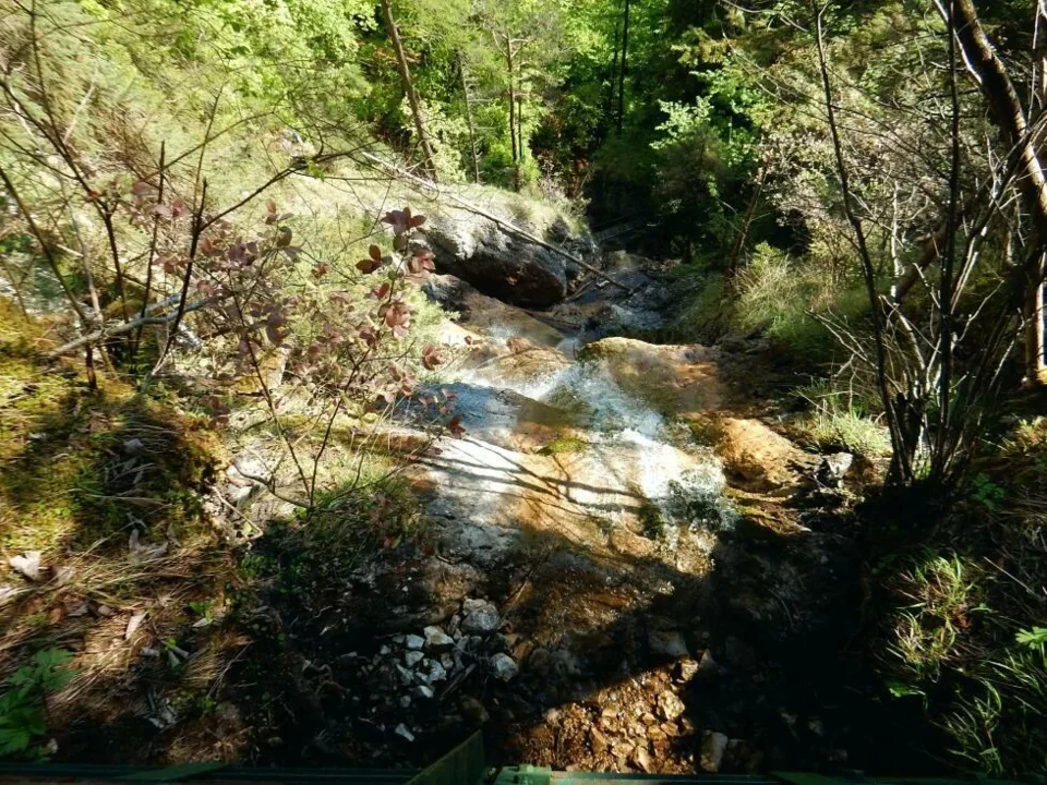 Zavojovy vodopad vrch