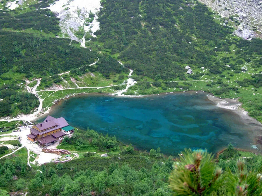 Schronisko nad Zielonym Stawem KIezmarskim