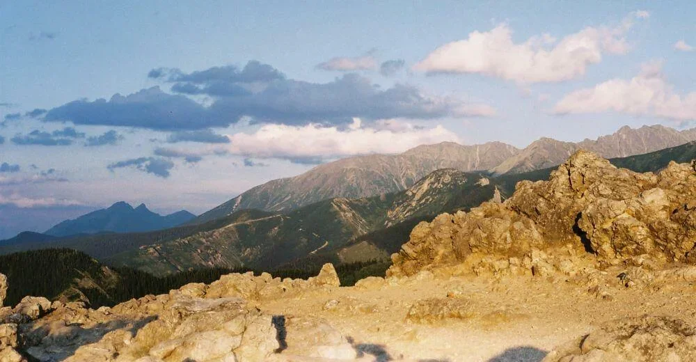 Widok z Sarniej skały