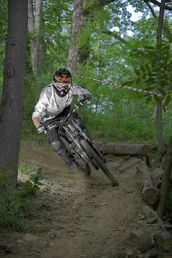 Zawody rowerowe MTB Downhill Harenda Grand Prix
