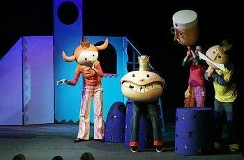 Spektakl Teatru Lalek "Rabcio" z Rabki Zdroju pt. "Kiedy Króla boli ząb"