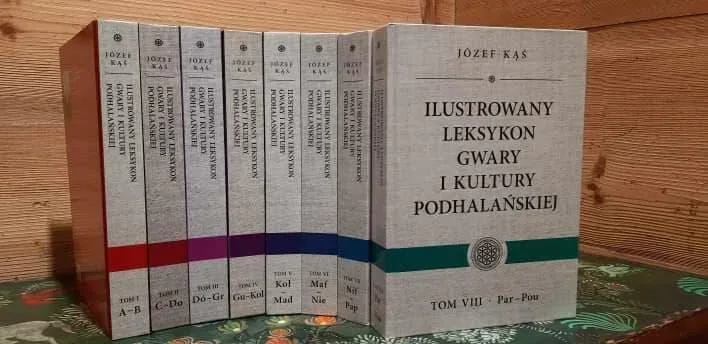Wieczór w Czerwonym Dworze - Promocja "Ilustrowanego leksykonu gwary i kultury podhalańskiej"