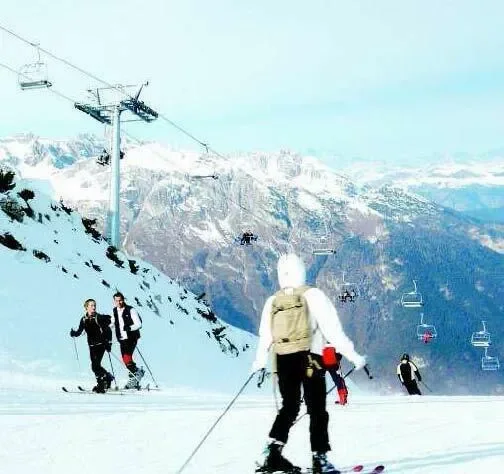 Ski–touring, ski–alpinizm