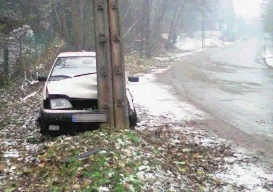Ślizgawka na drogach. Trzeba szczególnie uważać rano i wieczorem