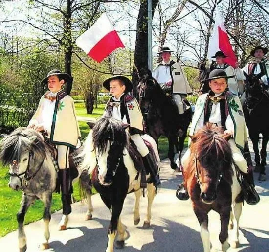 Góralskie banderie w kondukcie żałobnym