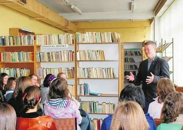 NOWY TARG. Rayski o cieniach i blaskach dziennikarstwa