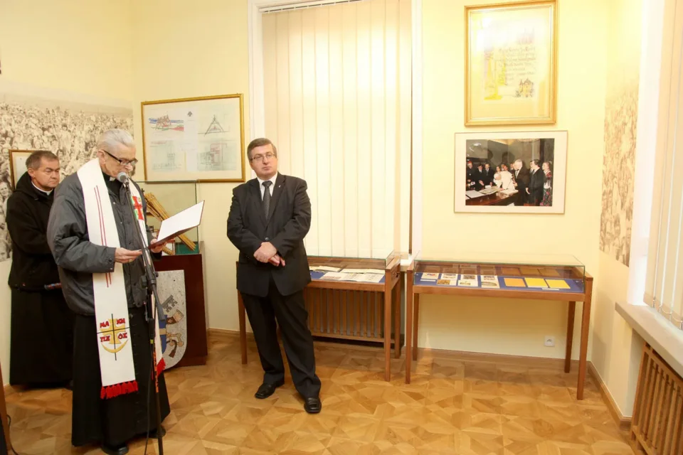 Papieska wystawa w nowotarskim ratuszu