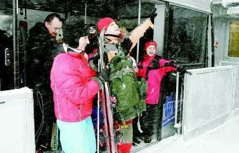 Kolejka na Kasprowy nie dla grubasów