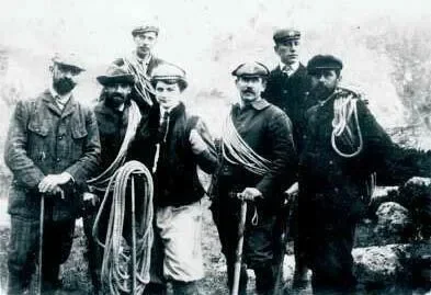 Tatrzańscy ratownicy od 100 lat pomagają turystom