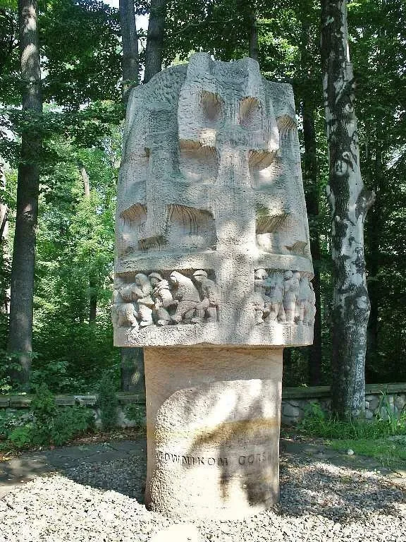Pomnik "Ratownikom górskim"