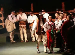"Harnasie" w deszczu
