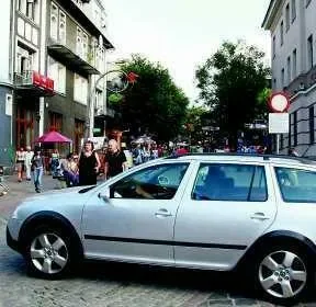 Krupówkami jeździ dosłownie kto chce