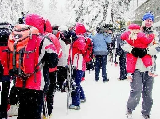 Nerwy i awantury pod kolejką w Kuźnicach