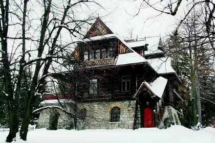 To największy dom w stylu zakopiańskim