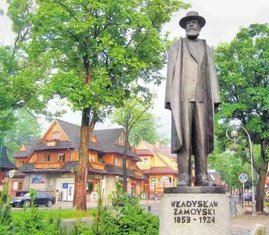 Zamoyskiemu brak tytułu?