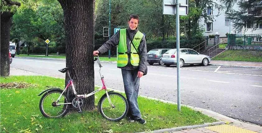 Brakuje miejsc, aby bezpiecznie zaparkować rower