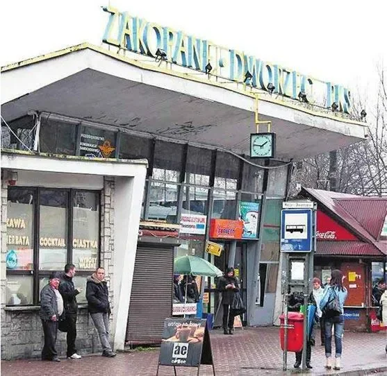 Sklep wygra z autobusem?