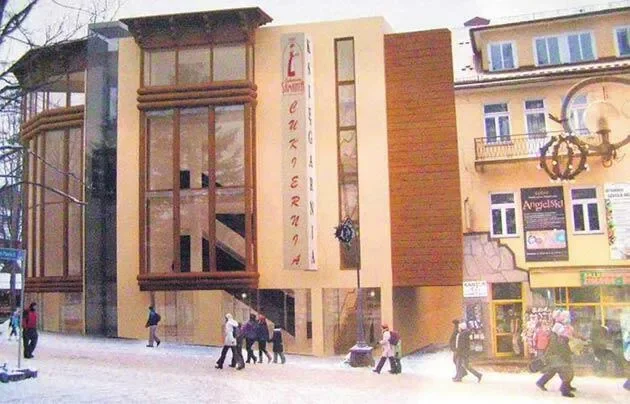 Szklany pawilon zamiast regionalnych straganów