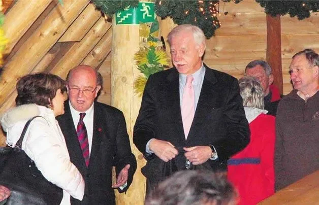 Andrzej Olechowski zabiega o głosy górali