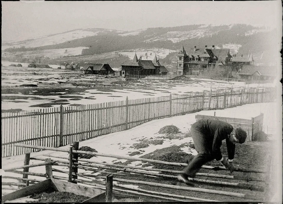 „STAŚ W. SKACZE PRZEZ PŁOT”. FOTOGRAFIE KLEMENTYNY HR. SZEMBEKOWEJ Z LAT 1897-1905