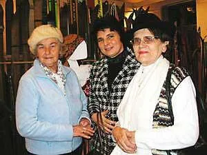 Mistrzynie z różnych lat - od lewej: Eugenia Rajska-Pyzowska, Jadwiga Guzik, Maria Pawluśkiewicz (fot. Anna Szopińska)