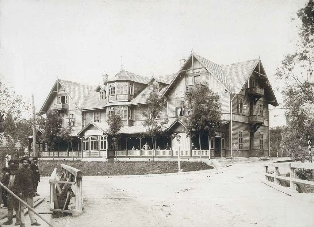 Hotel "Pod Giewontem" pod koniec XIX w. (fot. arch. Muzeum Tatrzańskiego)