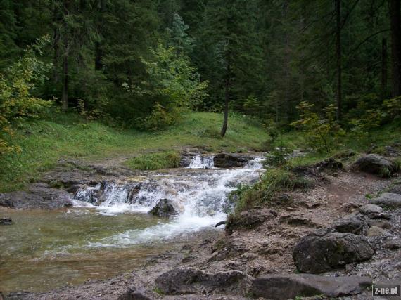 Potok w Dolinie Białego Wrzesień 2007