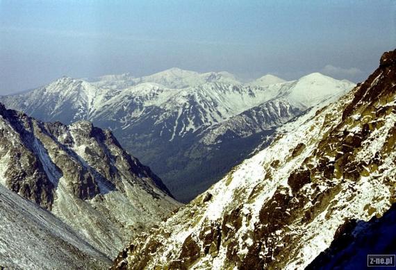 Dolina Pirżysta i Tatry Zachodnie z Wrót Chałubińskiego