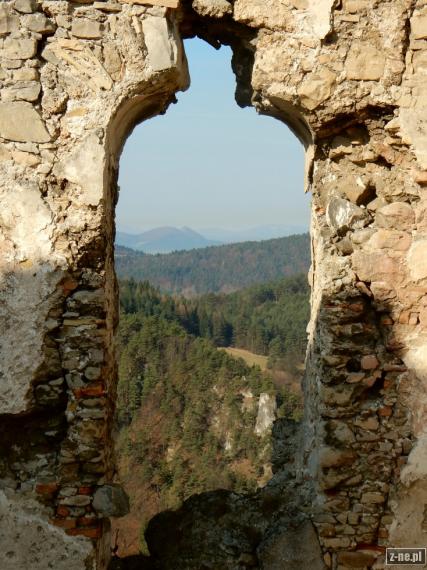 Hricovsky hrad Sulovske vrchy